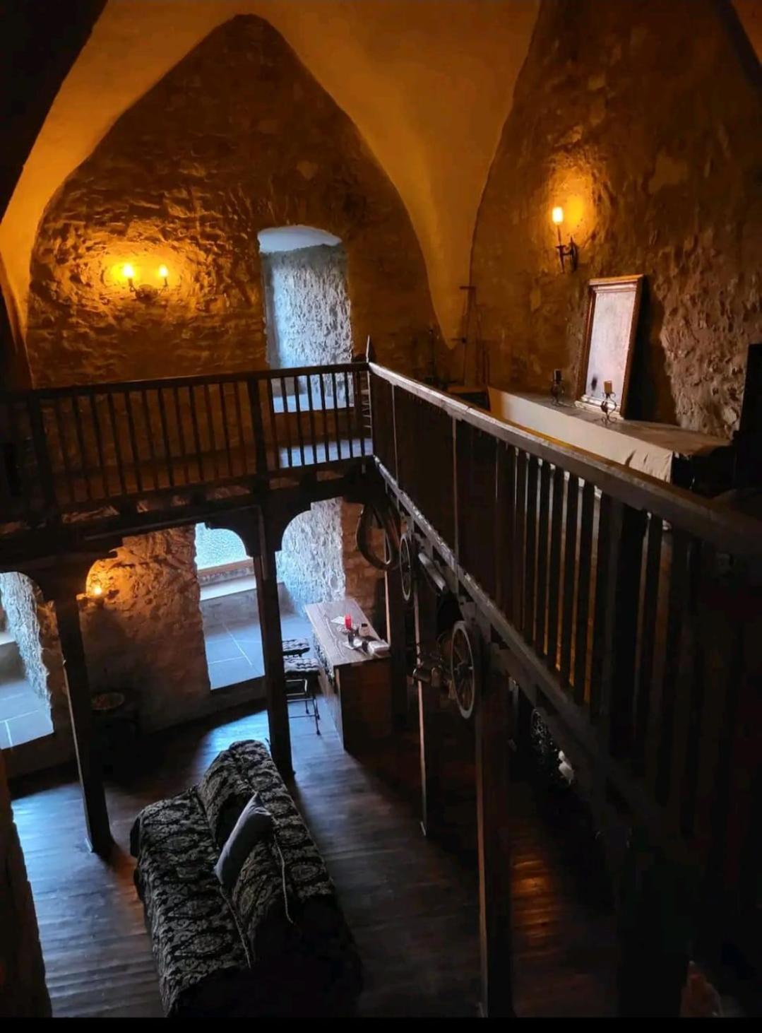 Burg Hermannstein - Rittersaal Вецлар Экстерьер фото